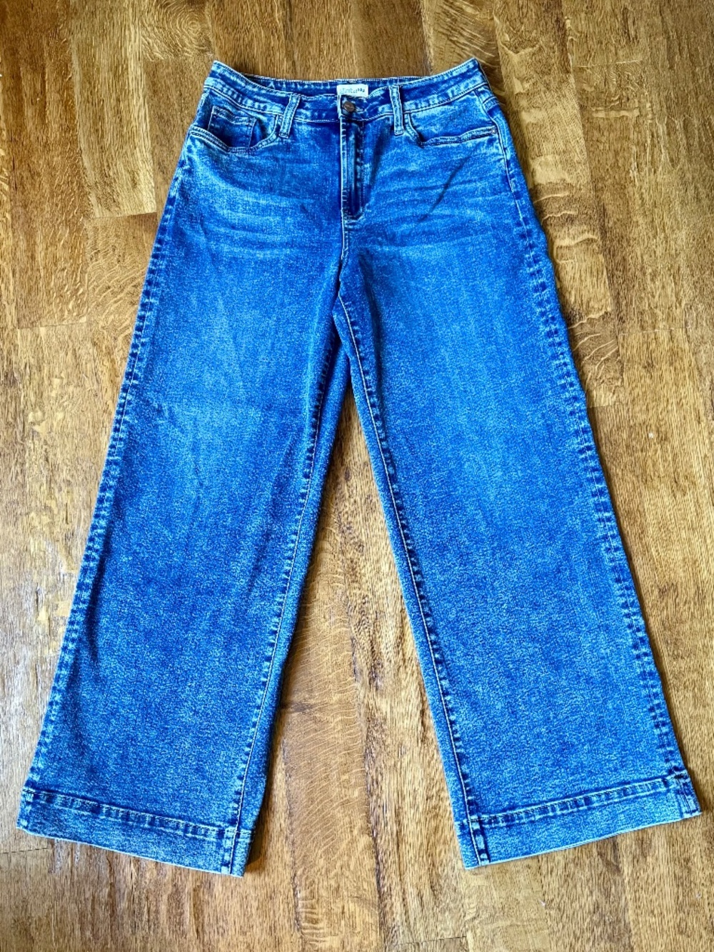 Hint of Blu - Mid Rise Wide Leg Jeans